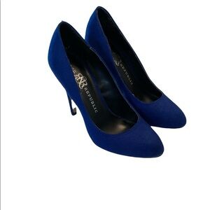 Rock & Republic stiletto pumps 4.5” heel royal blue closed toe blue Size 7 med